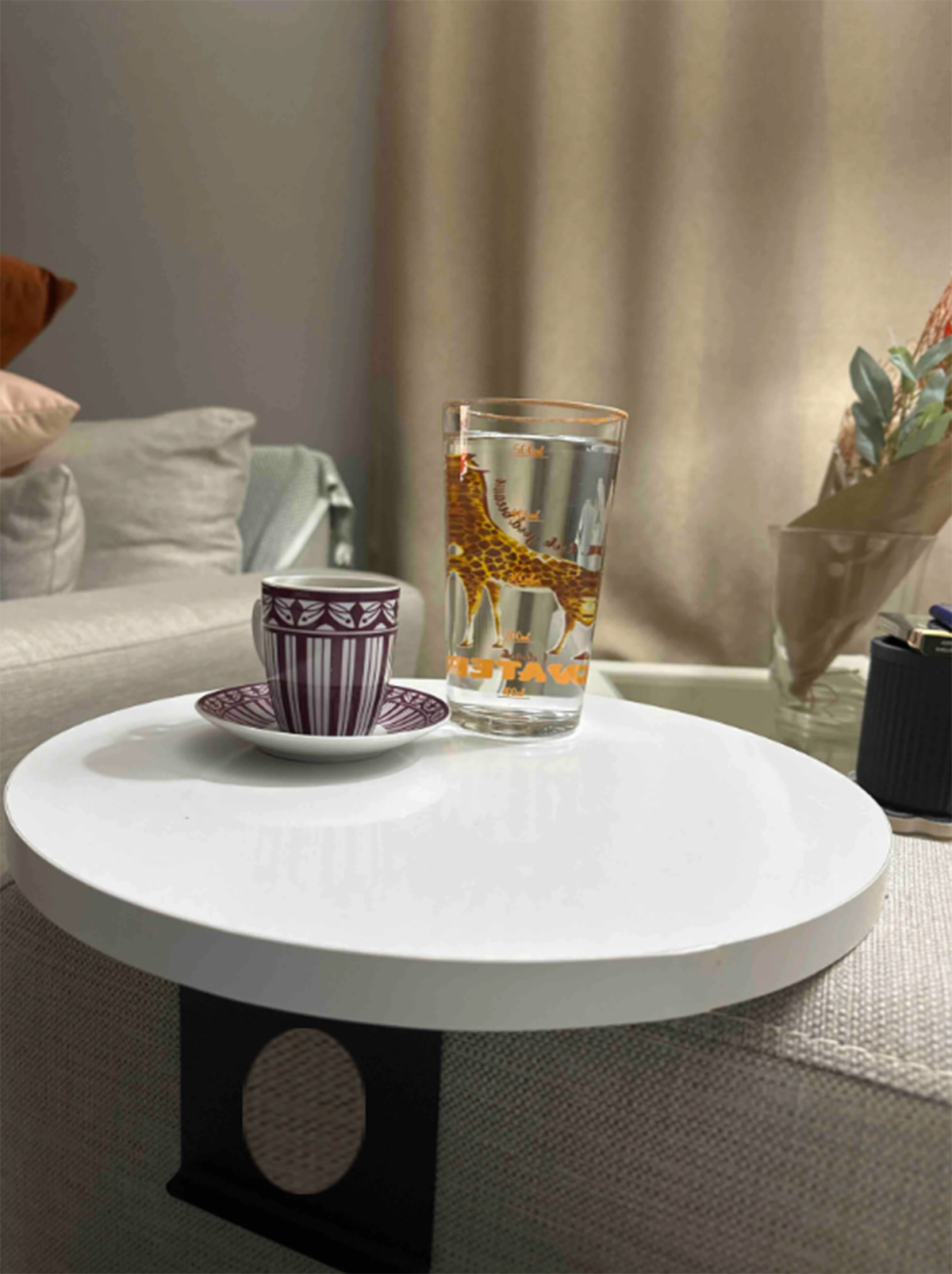 Koyu Ceviz Yan Sehpa Koltuk Yanı Sehpa Kolda Ayarlanabilir Tepsi 34cm Genişlik Dekoratif Moderntepsi TYC1KIOU3N170345552397731, one size